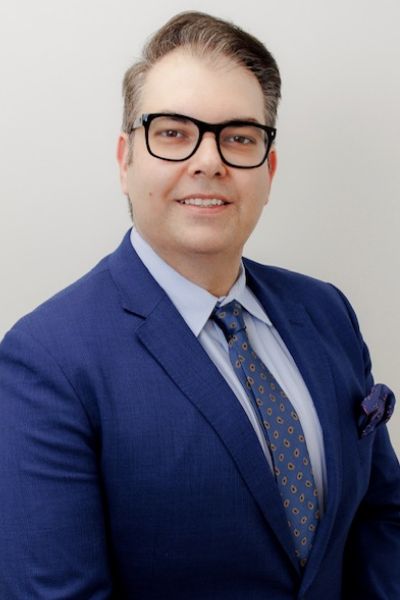 Dr. Nader Amiran DMD at Aire Dental Group in Downers Grove, IL Dr. Nader Amiran DMD at Aire Dental Group in Downers Grove, IL