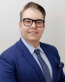 Dr. Nader Amiran DMD at Aire Dental Group in Downers Grove, IL Dr. Nader Amiran DMD at Aire Dental Group in Downers Grove, IL
